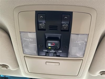 صورة مصغرة 30 لـ 2023 Toyota LAND CRUISER PRADO