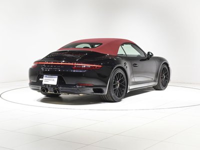 PORSCHE 911 CABRIOLET - 6