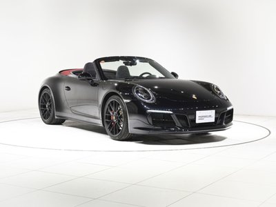 PORSCHE 911 CABRIOLET - 4
