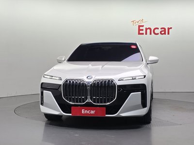 BMW 7 SERIES - 2