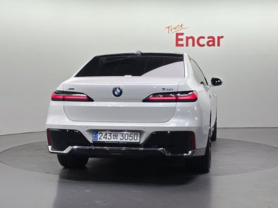 BMW 7 SERIES - 3