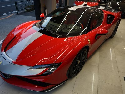 FERRARI SF90 STRADALE - 4