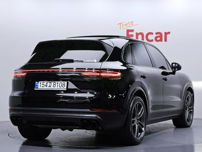 PORSCHE CAYENNE - 4