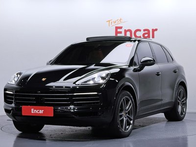 PORSCHE CAYENNE - 1