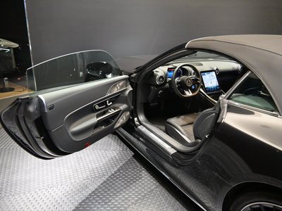 2025 Mercedes-BENZ SL AMG thumbnail 32