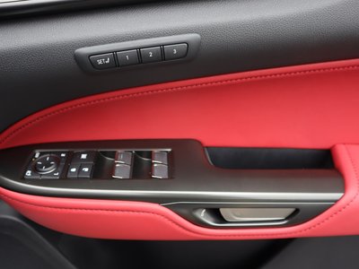 صورة مصغرة 40 لـ 2023 Lexus NX