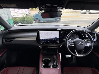 صورة مصغرة 43 لـ 2023 Lexus RX