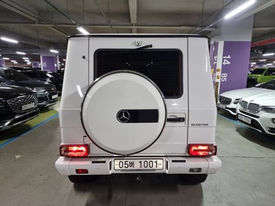2015 Mercedes-BENZ G-CLASS photo 2