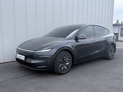 TESLA MODEL Y - 4
