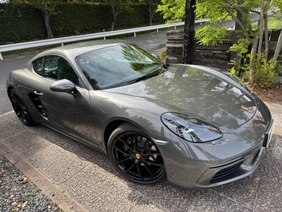 PORSCHE 718 - 5