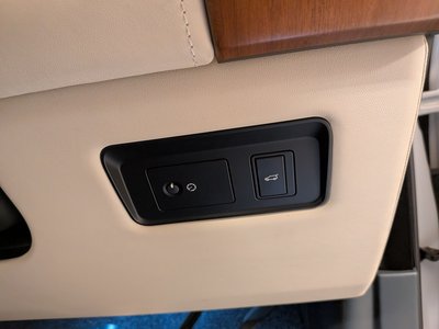 2019 LAND Rover RANGE ROVER — миниатюра 26