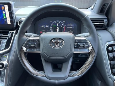 2026 Toyota LAND CRUISER 300 缩略图 42