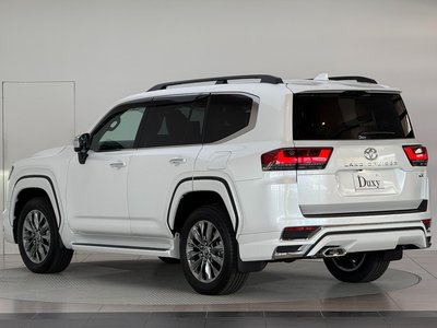 2026 Toyota LAND CRUISER 300 照片 8
