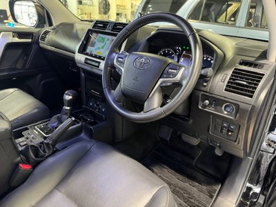 TOYOTA LAND CRUISER PRADO - 6