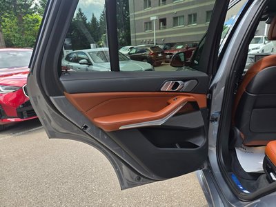 2025 BMW X5 — миниатюра 22