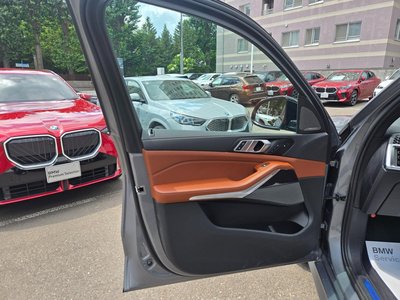2025 BMW X5 — миниатюра 25