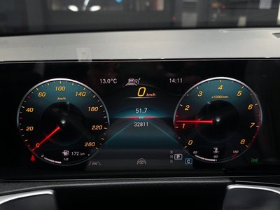 MERCEDES-BENZ GLB - 8