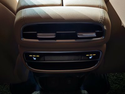 2022 Genesis GV80 thumbnail 19