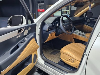2022 Genesis GV80 thumbnail 11