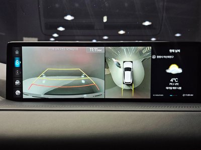 2022 Genesis GV80 thumbnail 15