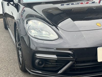 PORSCHE PANAMERA - 10