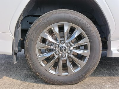 صورة مصغرة 16 لـ 2023 Toyota LAND CRUISER 300