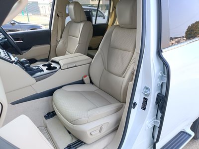 صورة مصغرة 41 لـ 2023 Toyota LAND CRUISER 300