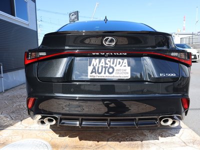 صورة 6 لـ 2025 Lexus IS