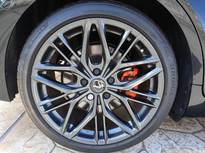 2025 Lexus IS — миниатюра 40