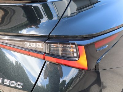 2025 Lexus IS — миниатюра 73