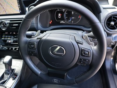 2025 Lexus IS — миниатюра 59