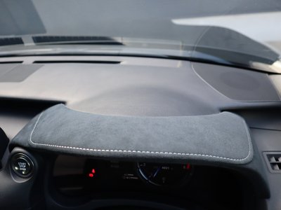 2025 Lexus IS — миниатюра 61