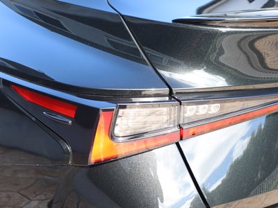 2025 Lexus IS — миниатюра 72