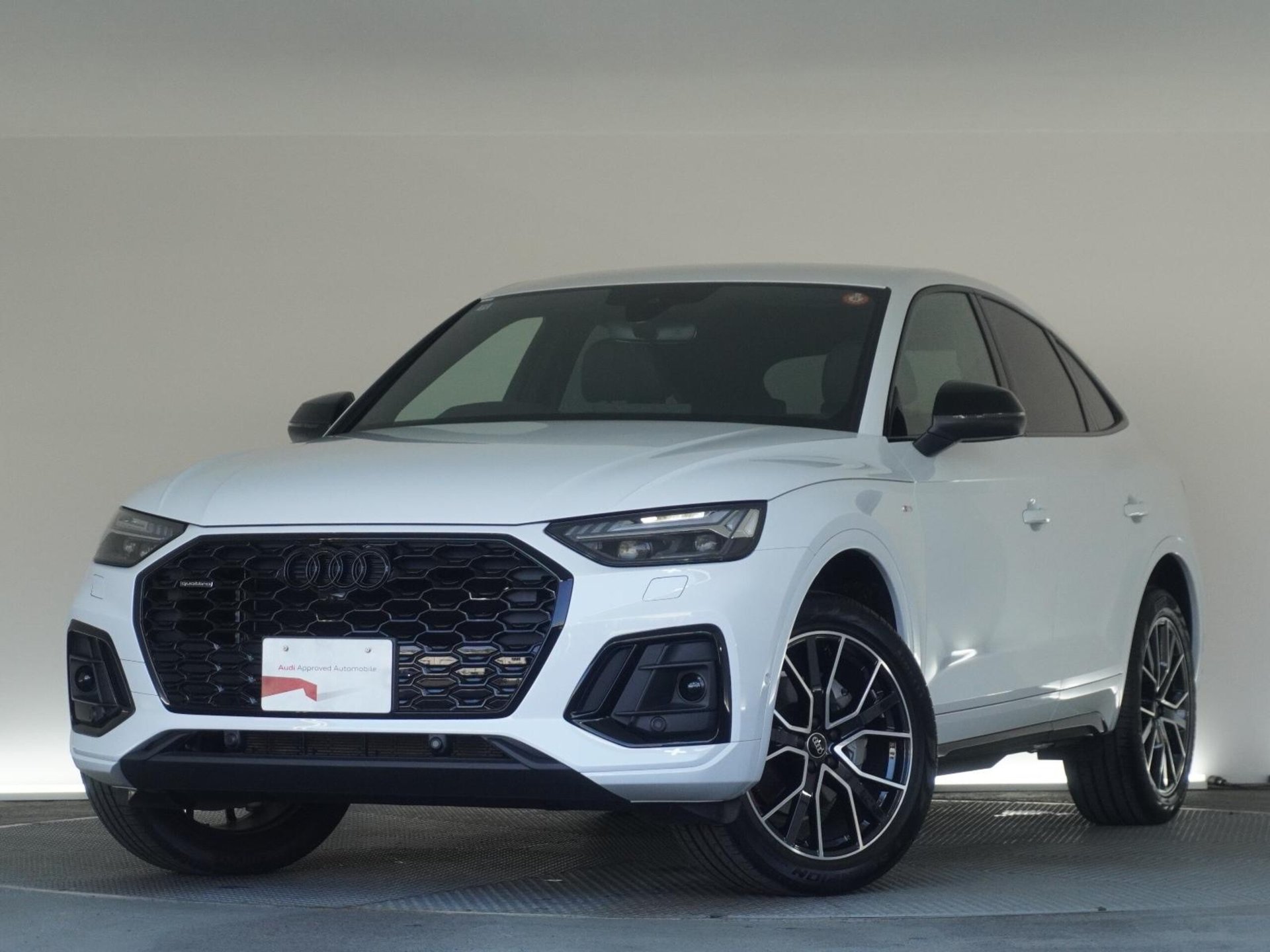 AUDI Q5 SPORTBACK - View 1