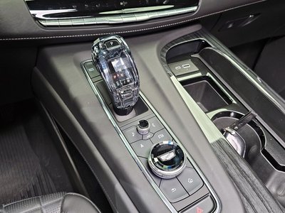 CADILLAC ESCALADE - 9