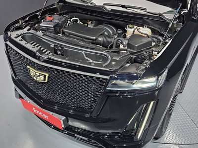 CADILLAC ESCALADE - 7