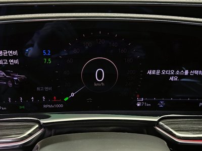 CADILLAC ESCALADE - 8