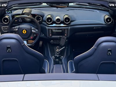 FERRARI CALIFORNIA T - 5