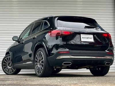 MERCEDES-BENZ GLA - 2