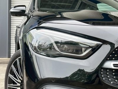 MERCEDES-BENZ GLA - 3