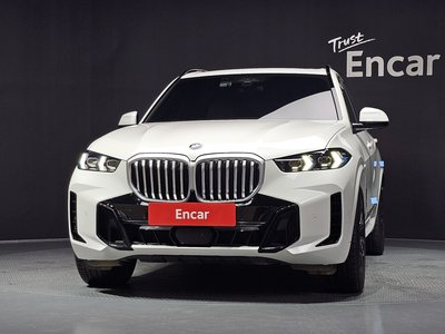 2025 BMW X5 photo 2