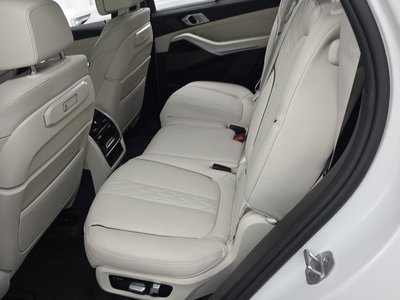 2025 BMW X5 缩略图 16