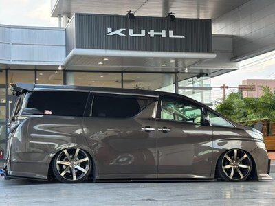 TOYOTA VELLFIRE - 6