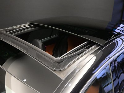 MERCEDES-BENZ GLC - 9