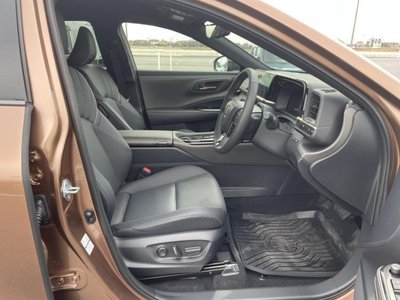 TOYOTA CROWN SPORT - 4