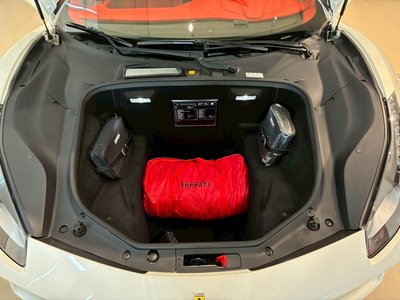 2019 Ferrari 488 SPIDER thumbnail 31