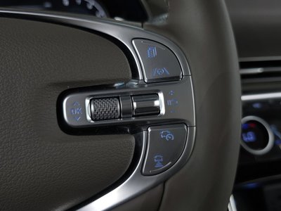 2022 Genesis GV80 — миниатюра 23