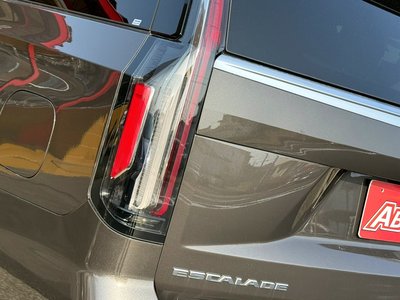 CADILLAC ESCALADE - 10