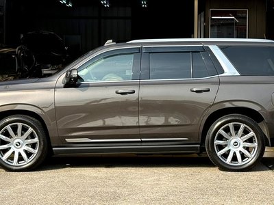 CADILLAC ESCALADE - 8