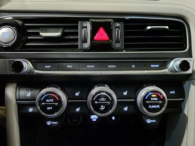 2022 Genesis THE NEW G70 缩略图 12